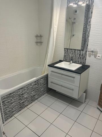 APPARTEMENT T2 MEUBLE