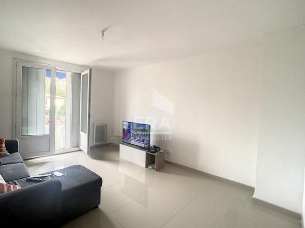 A VENDRE MARSEILLE 13014 ST GABRIEL APPARTEMENT T3 BALCON CAVE LOCATAIRE EN PLACE