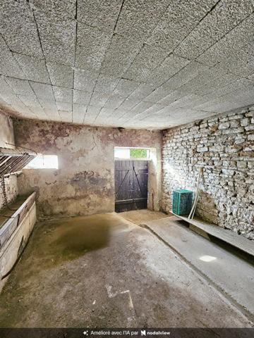 A vendre Grange de 226 m² – proche de Tournus - Uchizy  - Volumes exceptionnels et nombreuses possibilités