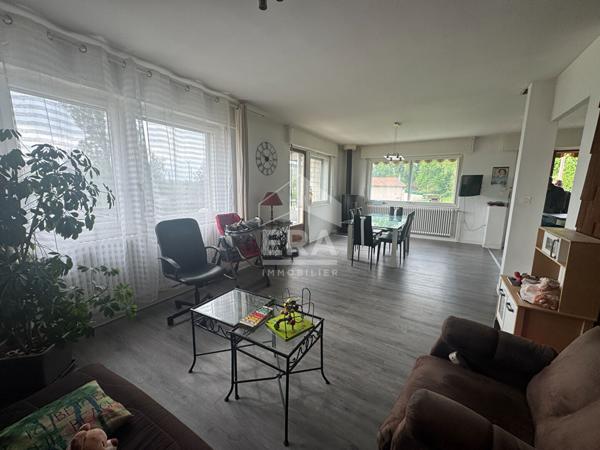 MAISON  D'ARCHITECTE 7 PIECES FAMILIALE 1610 M² TERRAIN  CONSTRUCTIBLE LURE