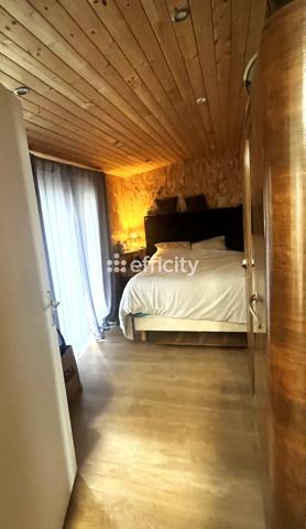 Maison
         4 pièces
        - 100 m² 279 000 € *