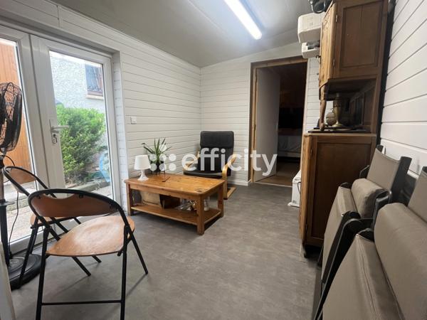 Maison
         4 pièces
        - 100 m² 279 000 € *