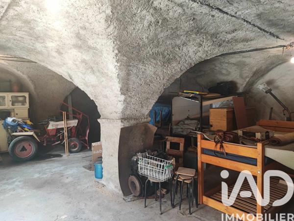 Maison à vendre 15 pièces 179 m² Saint-Jean-d'Arves