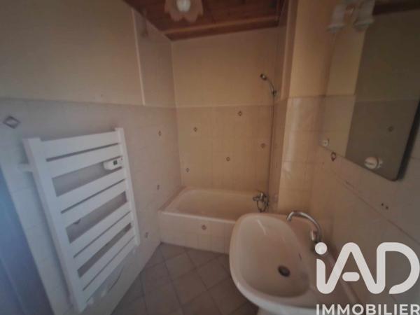 Maison à vendre 15 pièces 179 m² Saint-Jean-d'Arves