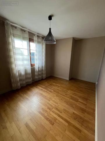Location - Maison Attignat 01340 4 pièces 123 m 2