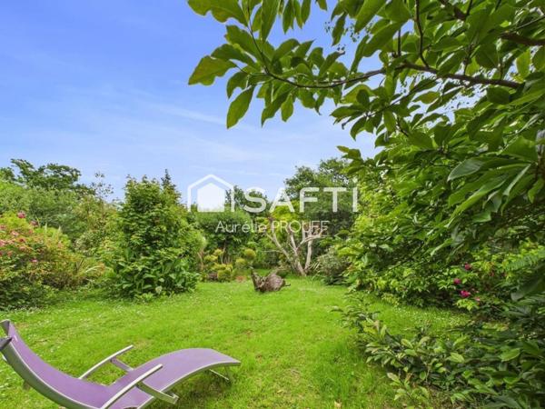 TRES GRANDE MAISON ,CADRE IDYLLIQUE, 228m2, 9266m2