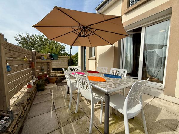 Rare sur le secteur : 5 chambres, vie de plain-pied et un quotidien sans voiture.