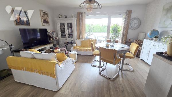 Magnifique appartement récent 2 chambres, loggia et parking