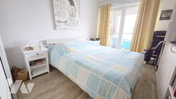 Magnifique appartement récent 2 chambres, loggia et parking