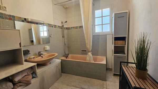 ⭐ Noyant-Villages – Maison de plain-pied 3 chambres avec jardin arboré, grand garage et commerces à pied