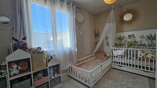 ⭐ Noyant-Villages – Maison de plain-pied 3 chambres avec jardin arboré, grand garage et commerces à pied