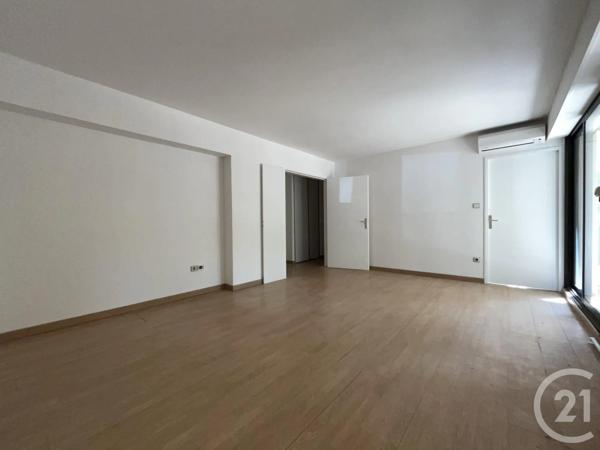 Appartement T1 à vendre  1 pièce - 28 m 2   AIX EN PROVENCE  - 13