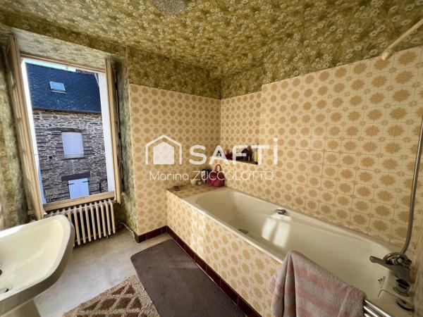 Plein Centre-Ville de Mauron, en Brocéliande