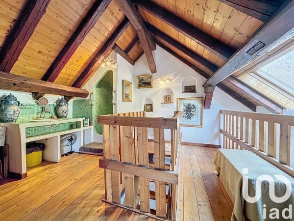 Immeuble à vendre 274 m² Taninges