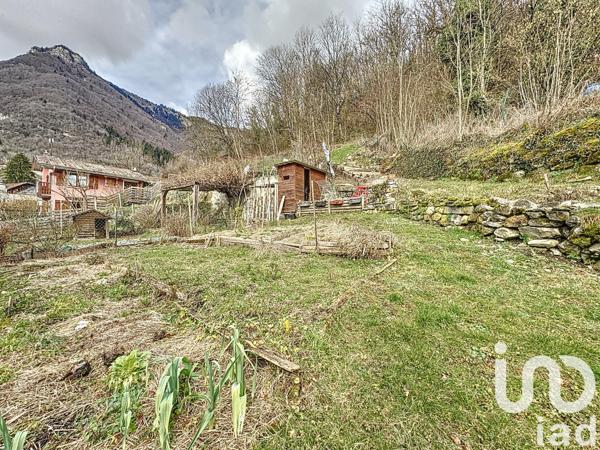 Immeuble à vendre 274 m² Taninges