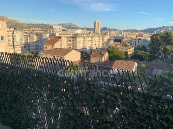 MARSEILLE 8eme ARRT Appartement A LOUER Carré d'Or Grand T2 de 60m2 +Terrasse 26m2 + Box en ss sol