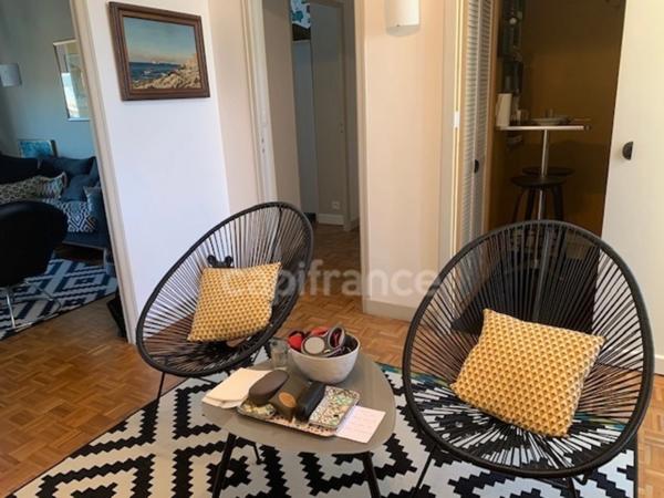 MARSEILLE 8eme ARRT Appartement A LOUER Carré d'Or Grand T2 de 60m2 +Terrasse 26m2 + Box en ss sol