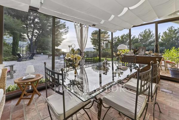 Villa avec vue panoramique sur la mer à Cassis
