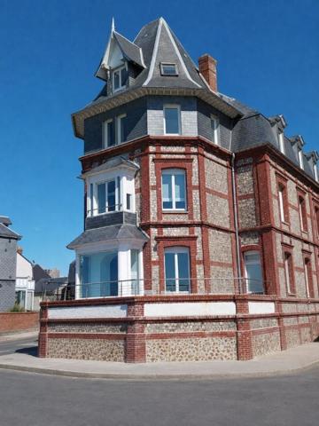 Fécamp ensemble de deux appartements en duplex vue mer