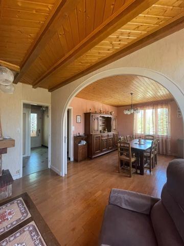 Maison individuelle à Courlans 39570 185 000 €