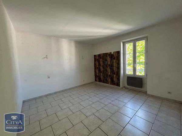 Appartement à louer 4 pièces 70.1m²