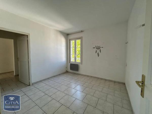 Appartement à louer 4 pièces 70.1m²