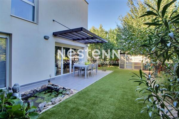 Secteur Pasteur :  Maison contemporaine avec jardin  pergola et terrasse