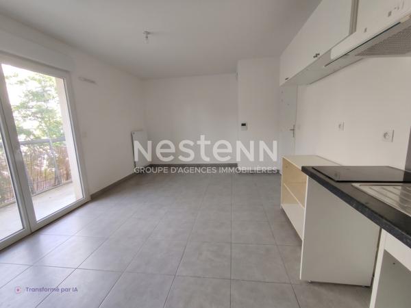 Lumineux T2 ,36 m2 ,calme, balcon, une place de stationnement couvert, résidence de  2019