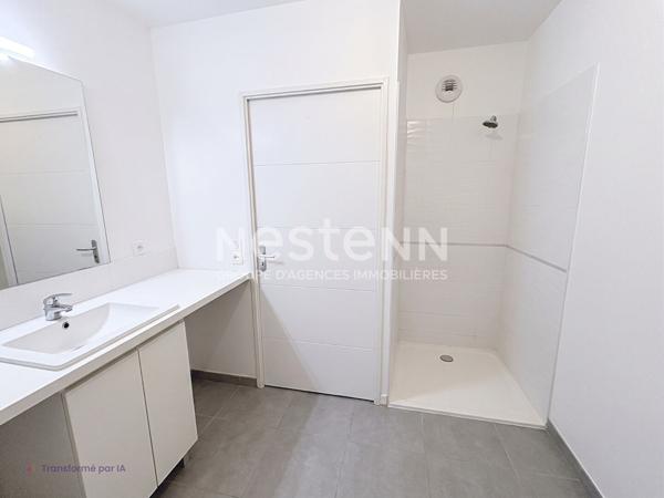 Lumineux T2 ,36 m2 ,calme, balcon, une place de stationnement couvert, résidence de  2019