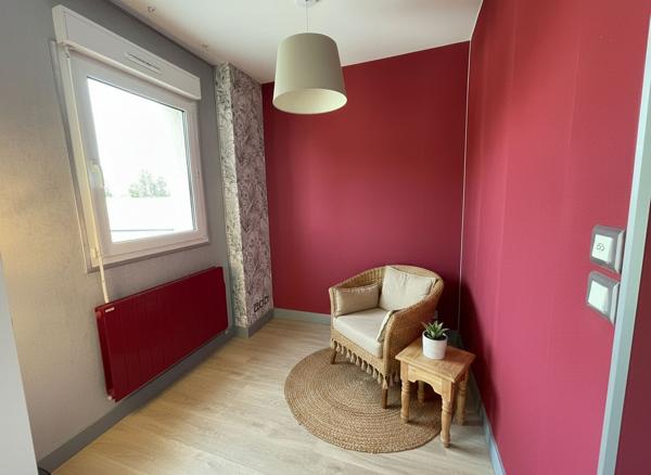 à vendre à Vannes secteur étang aux Ducs Appartement T5 - 88 m², bon état, 2 balcons, parkings