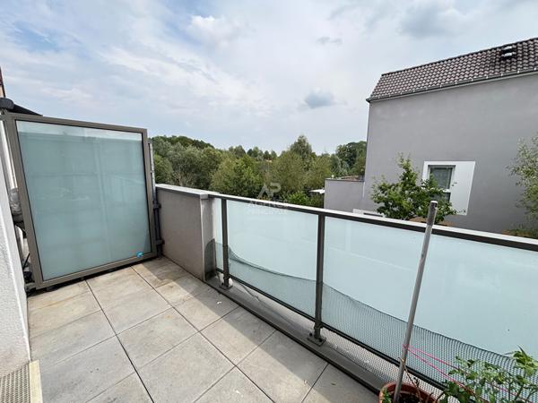 Appartement St Ouen L'aumone 4 pièce(s) 75.54 m2 279 000 € **  - Référence  11245