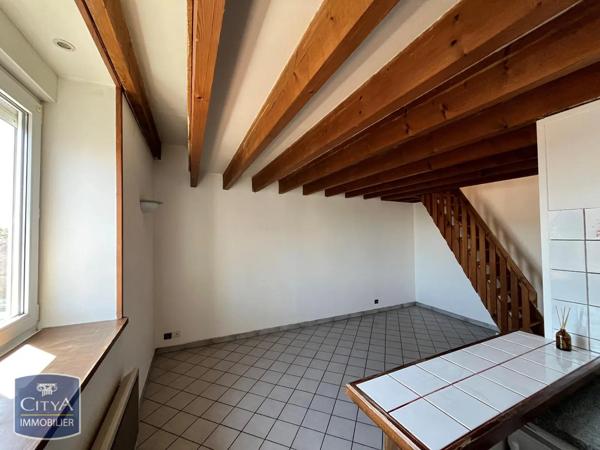 Appartement à louer 3 pièces 32.72m² Saint-Quentin (02100)