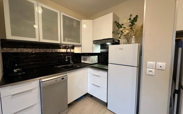 Appartement à vendre    2 pièces • 36 m2 Corbeil-Essonnes