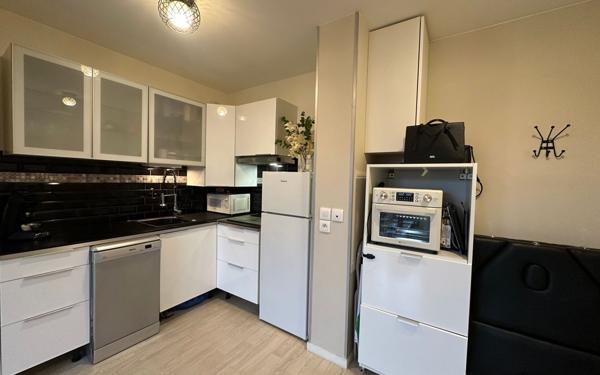 Appartement à vendre    2 pièces • 36 m2 Corbeil-Essonnes