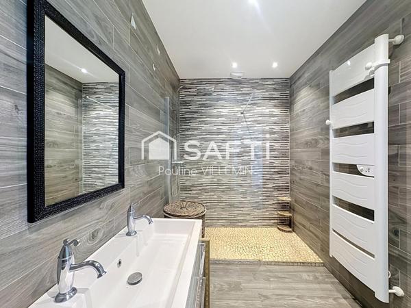4 chambres - 40 m² de pièce de vie - Aucun travaux