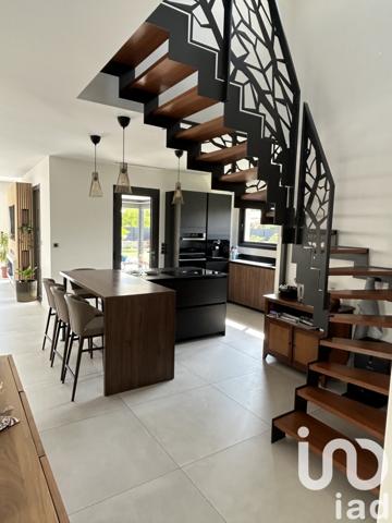 Maison à vendre 7 pièces 143 m² Carignan-de-Bordeaux