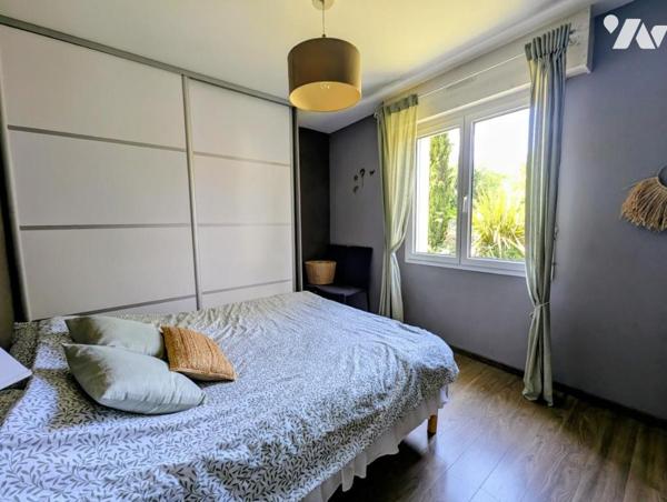 LA CHASSELOIRE - Maison plain pied - 4 chambres - double garage - piscine