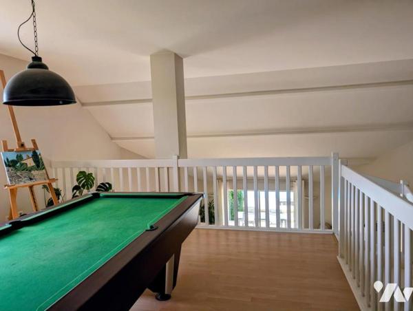 LA CHASSELOIRE - Maison plain pied - 4 chambres - double garage - piscine