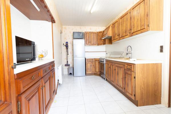 MAISON 90M2+ TERRAIN DE 185 M2+GARAGE