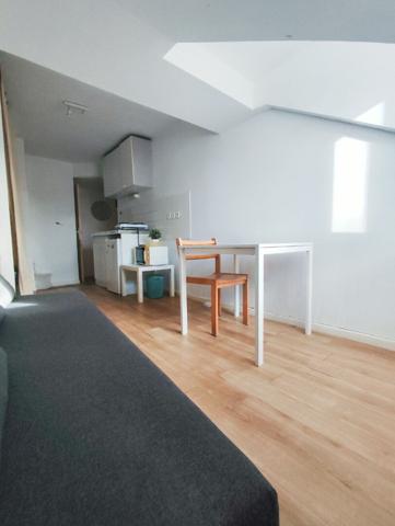 A VENDRE DIJON MONTCHAPET - DPE D - Studio Investisseur LIBRE