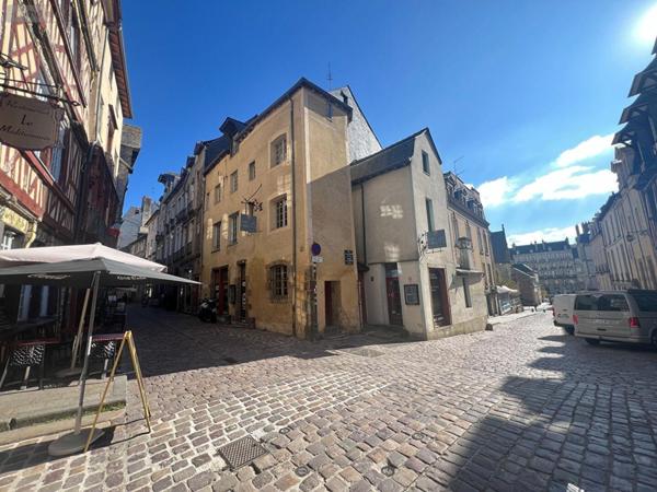 Murs commerciaux à vendre à Rennes en Ille-et-Vilaine (35000), ref : FISS