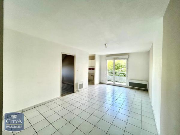 Appartement à louer 2 pièces 52.95m² Blain (44130)