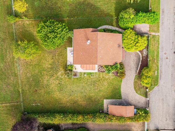 Maison à vendre 5 pièces DIVONNE LES BAINS (01)