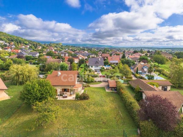 Maison à vendre 5 pièces DIVONNE LES BAINS (01)