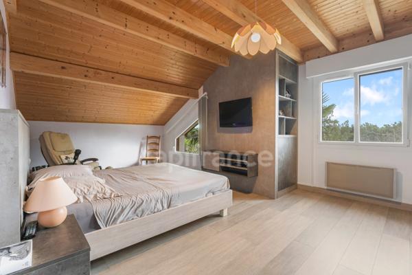 Maison à vendre 5 pièces DIVONNE LES BAINS (01)