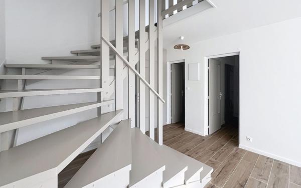 Maison à vendre    5 pièces • 102 m2 Guilherand-Granges