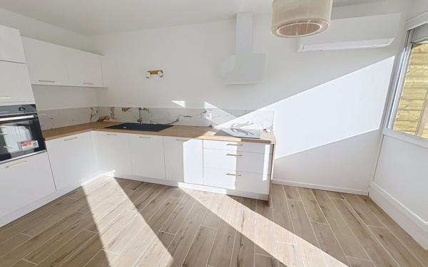 Maison à vendre    5 pièces • 102 m2 Guilherand-Granges