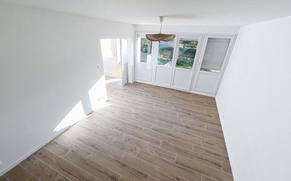 Maison à vendre    5 pièces • 102 m2 Guilherand-Granges