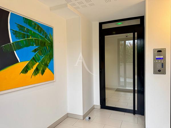 À vendre : 3 pièces d'environ 70 m² avec jardin d'hiver à Montévrain