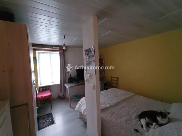 Vente Maison 2 pièces 45 m2 à Aigre